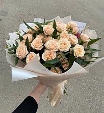 Букет Кремовые розы Латте в Подушкино