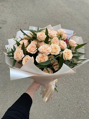 Букет Кремовые розы Латте в Подушкино